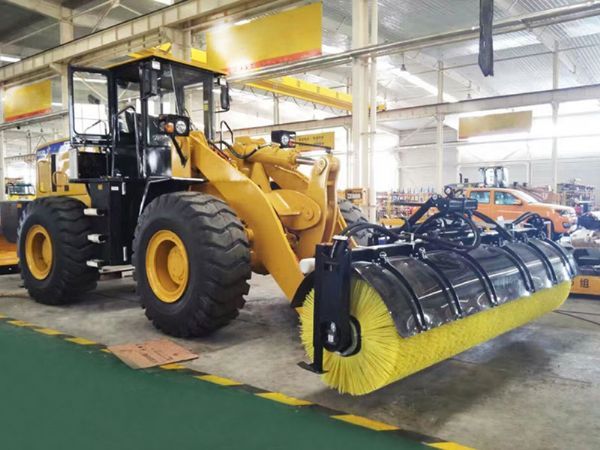 雪刷生產廠家淺談除雪刷性能特點